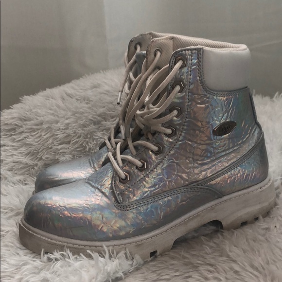 Size 7.5 women’s Lugz boots. - Picture 2 of 4